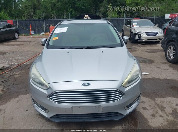 1FADP3N22HL287656 2017 FORD FOCUS Silver ხელსაწყოთა პანელის ხედი