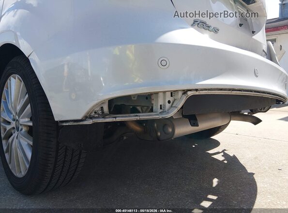 1FADP3N23HL212948 2017 FORD FOCUS White 
