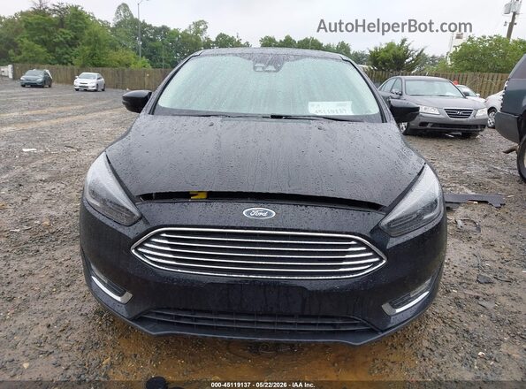 1FADP3N25JL332675 2018 FORD FOCUS Black Rear interior view