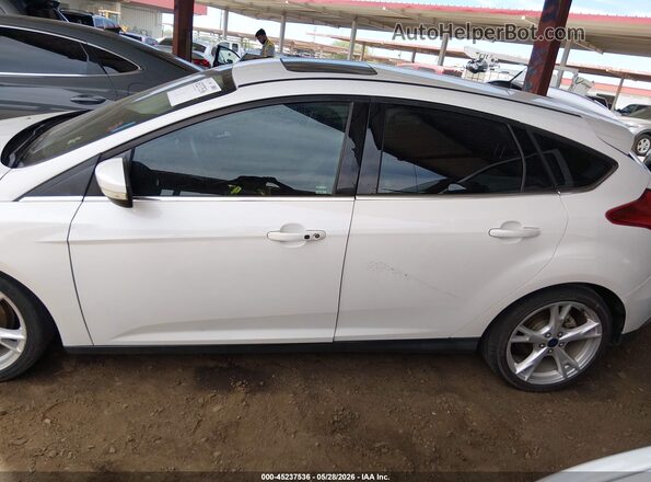 1FADP3N28GL259990 2016 FORD FOCUS White Vista interior de 360 grados