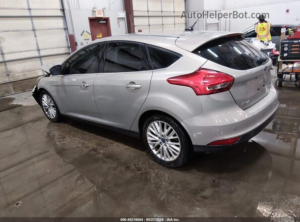 1FADP3N28GL321470 2016 FORD FOCUS Золотой 