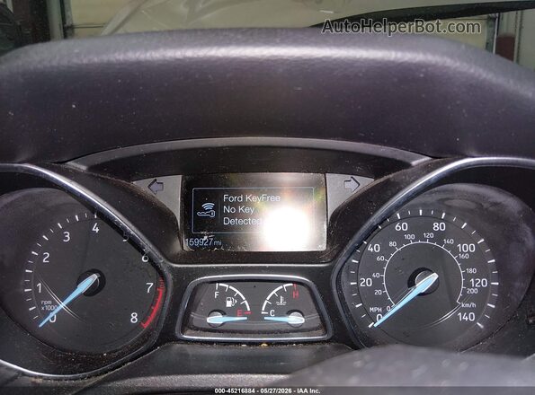 1FADP3N28GL321470 2016 FORD FOCUS Золотой 