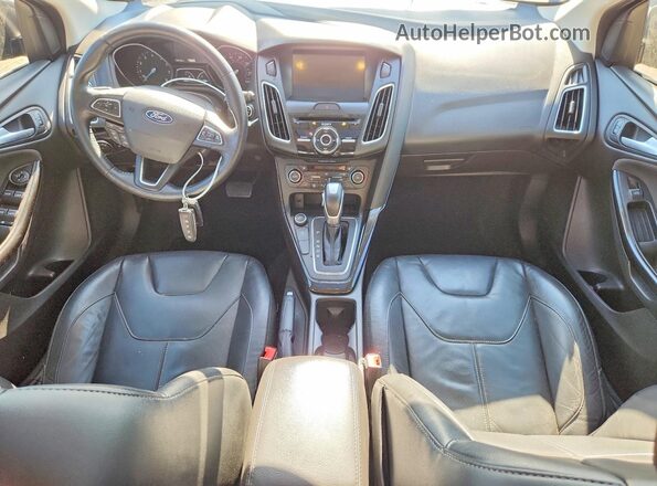 1FADP3N29GL344224 2016 FORD FOCUS Серый Вид панели приборов