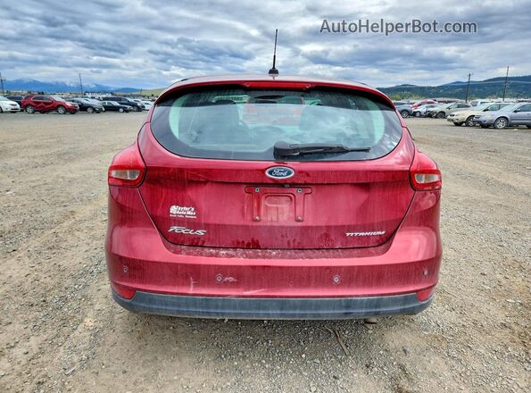 1FADP3N2XHL264870 2017 FORD FOCUS Red Вид ззаду