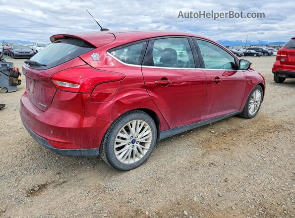 1FADP3N2XHL264870 2017 FORD FOCUS Red Задня права чверть