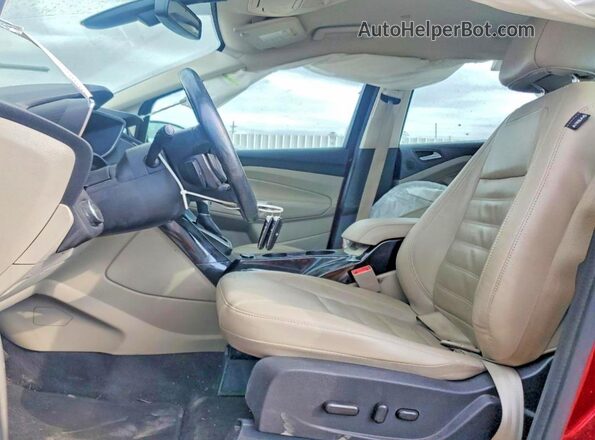 1FADP5DU7HL110776 2017 FORD C-MAX Красный Вид салона спереди