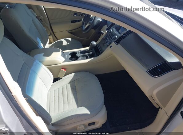 1FAHP2D82HG133538 2017 FORD TAURUS Silver Front interior view