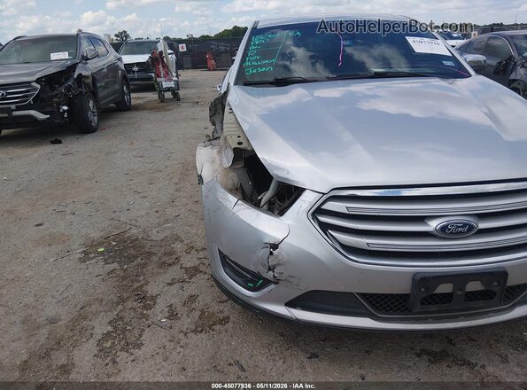1FAHP2F89HG114983 2017 FORD TAURUS Silver Դիմացի տեսք