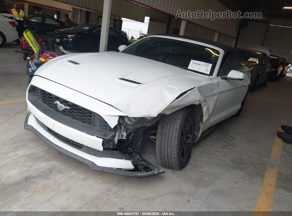 1FATP8UH2J5155702 2018 FORD MUSTANG White 