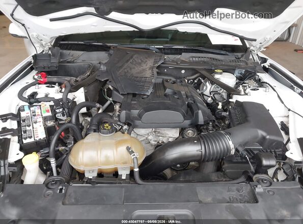 1FATP8UH2J5155702 2018 FORD MUSTANG White 