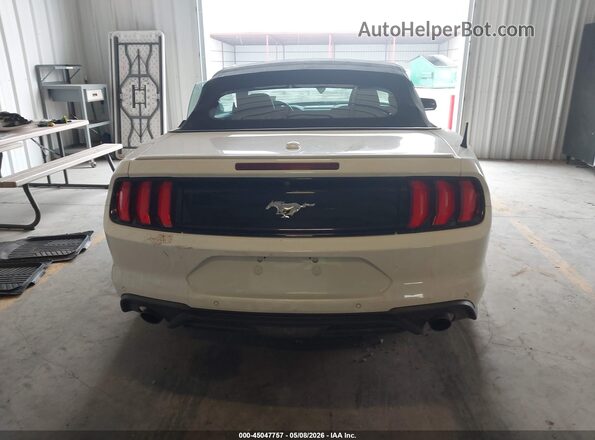 1FATP8UH2J5155702 2018 FORD MUSTANG White 