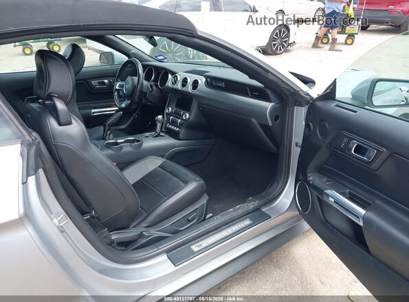 1FATP8UH3P5100376 2023 FORD MUSTANG Silver Vista interior delantera