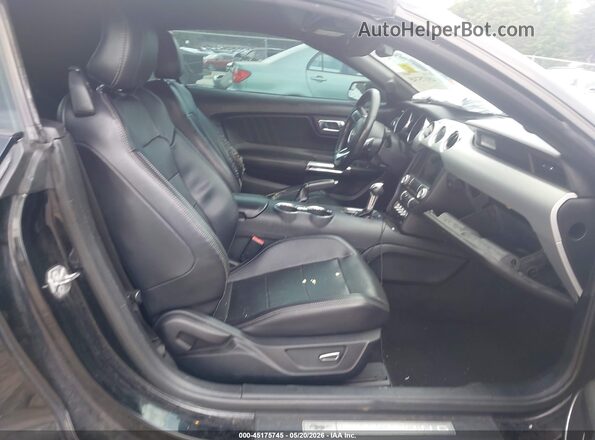 1FATP8UH4G5329066 2016 FORD MUSTANG Черный Вид салона спереди