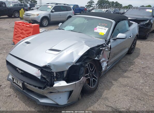 1FATP8UH4L5184623 2020 FORD MUSTANG Silver Vista tres cuartos delantera izquierda