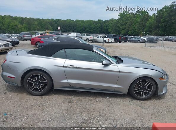1FATP8UH4L5184623 2020 FORD MUSTANG Silver Vista interior trasera