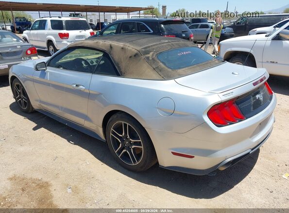 1FATP8UH5J5132544 2018 FORD MUSTANG Серебряный Задняя левая четверть