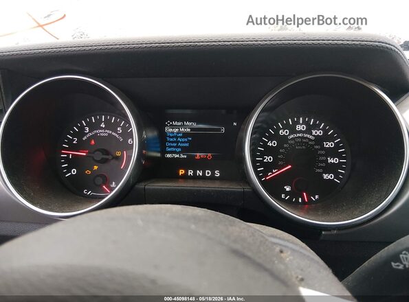 1FATP8UH7L5118647 2020 FORD MUSTANG White Widok tylnych siedzeń