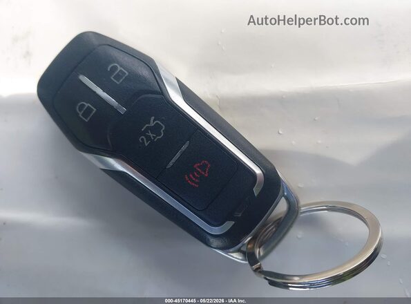 1FATP8UH8G5204684 2016 FORD MUSTANG Белый Вид панели приборов