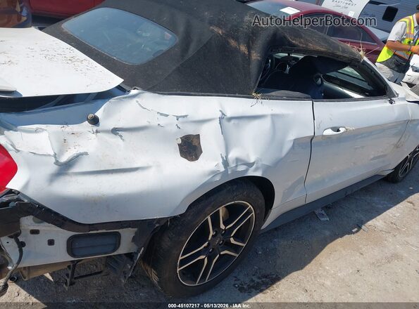 1FATP8UH8L5113604 2020 FORD MUSTANG White Front view