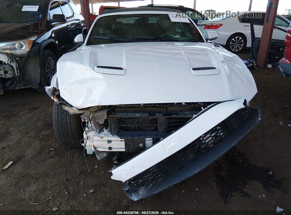 1FATP8UH9J5132451 2018 FORD MUSTANG White Vista frontal