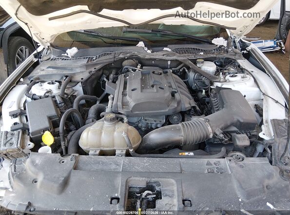 1FATP8UH9J5132451 2018 FORD MUSTANG White Vista trasera