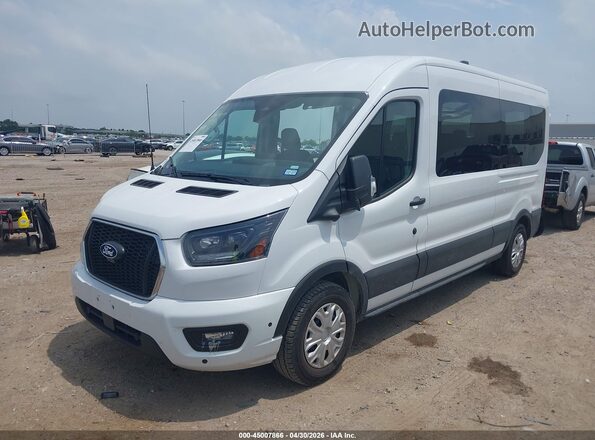 1FBAX2C81TKA05900 2026 FORD PASSENGER White Front left