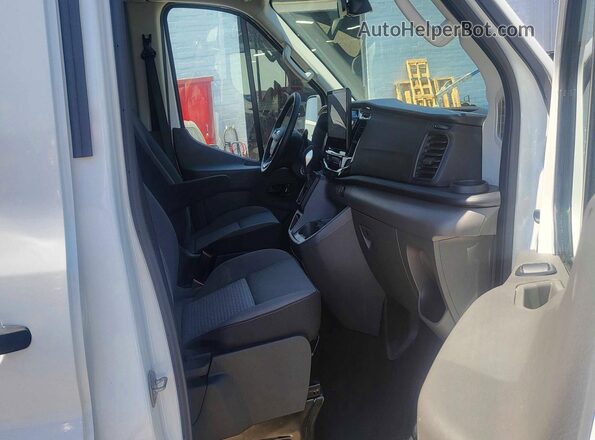 1FBAX2C89TKA05675 2026 FORD TRANSIT White Widok z przodu