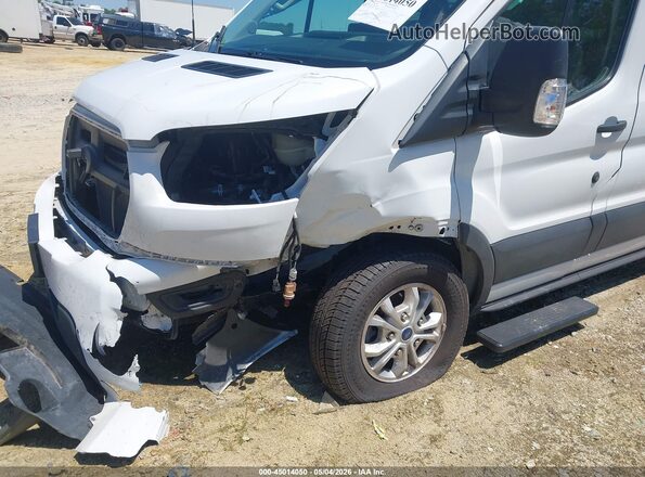 1FBAX2CG1MKA50778 2021 FORD PASSENGER White Widok z przodu