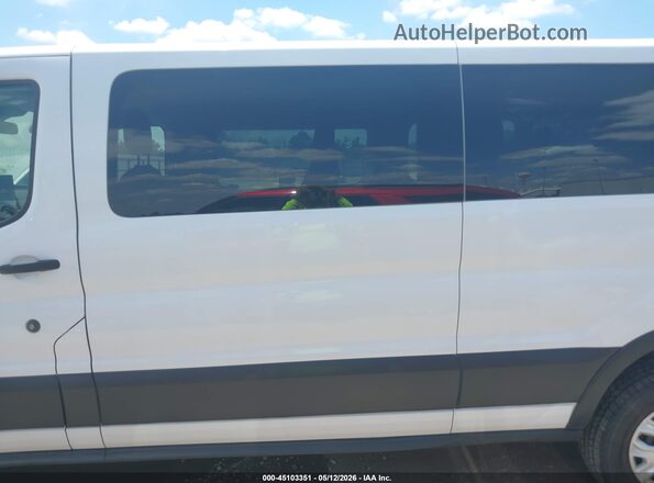 1FBAX2Y83NKA80240 2022 FORD TRANSIT-350 White სალონის 360-გრადუსიანი ხედი