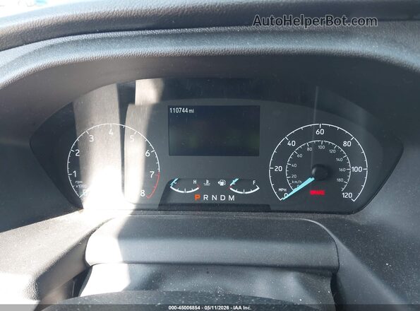 1FBAX2Y88NKA49128 2022 FORD PASSENGER Белый Вид задних сидений