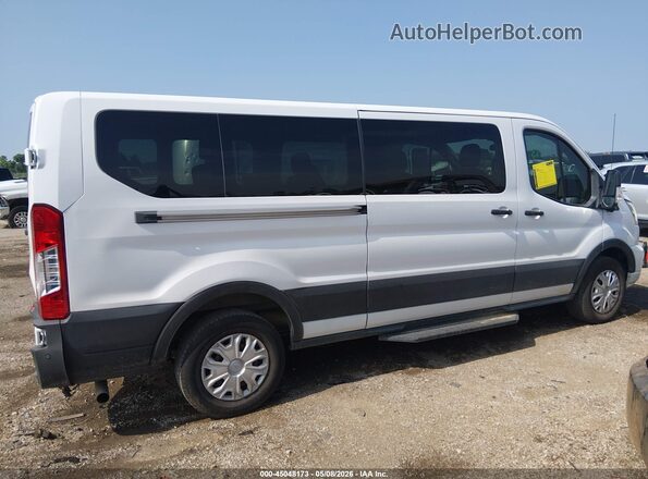 1FBAX2Y89PKA48945 2023 FORD PASSENGER White უკანა სალონის ხედი