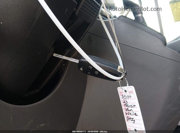 1FBAX2Y89PKA48945 2023 FORD PASSENGER White წინა პანელის ხედი