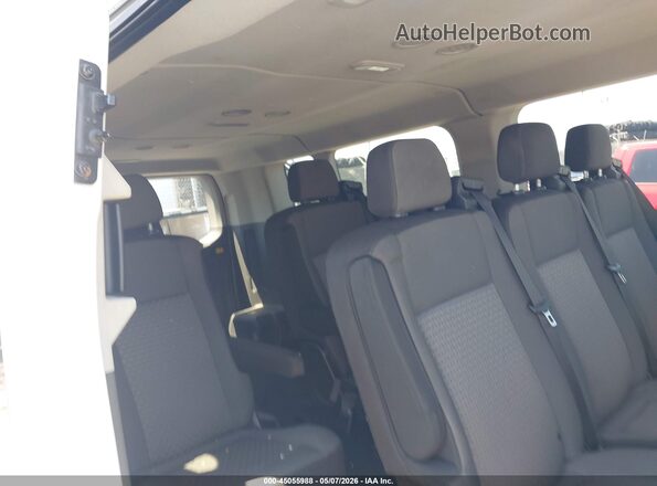 1FBAX2YG8PKA58227 2023 FORD PASSENGER White VIN კოდის სტიკერის ხედი