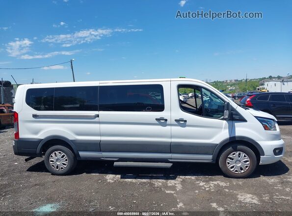 1FBAX2YG8PKA58227 2023 FORD PASSENGER White უკანა სალონის ხედი
