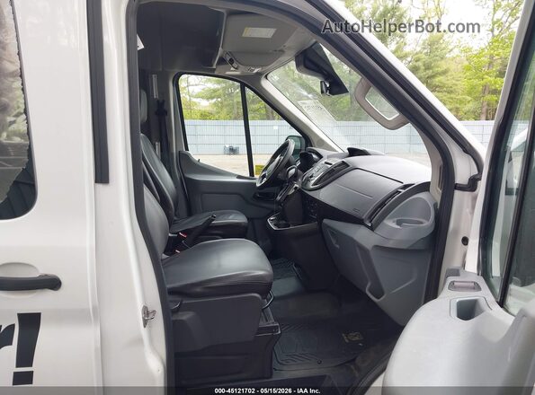 1FBZX2CM9JKA96962 2018 FORD TRANSIT-350 White Front interior view