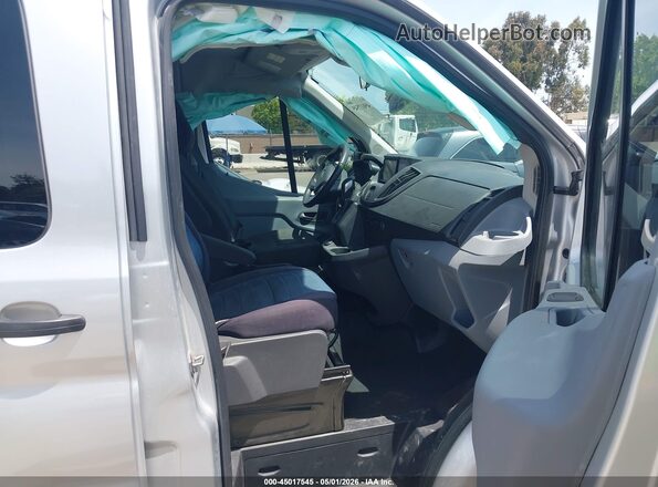 1FBZX2YG6JKA91138 2018 FORD TRANSIT-350 Silver Widok wnętrza z przodu