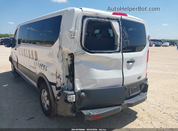 1FBZX2YM8HKA47271 2017 FORD TRANSIT-350 White Вид салону спереду