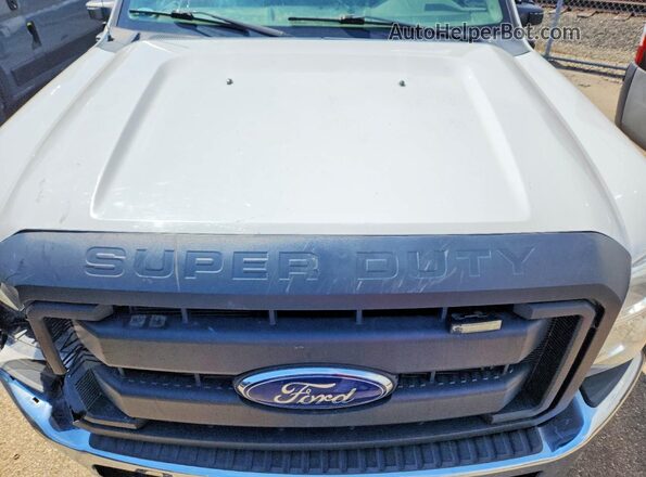 1FD0X5HT4GED02388 2016 FORD F550 White Սալոնի հետևի տեսք