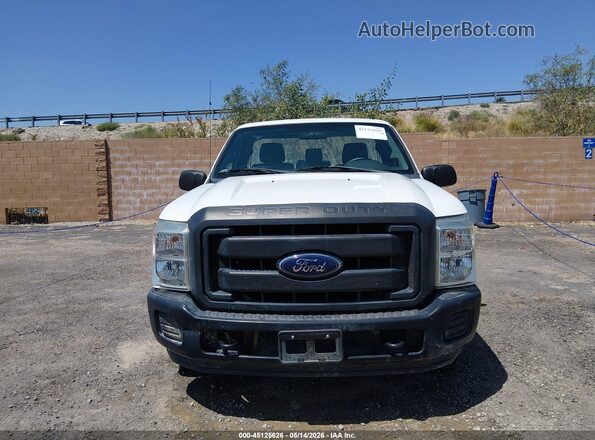 1FDBF2A65GED02480 2016 FORD F-250 White Widok wnętrza 360 stopni