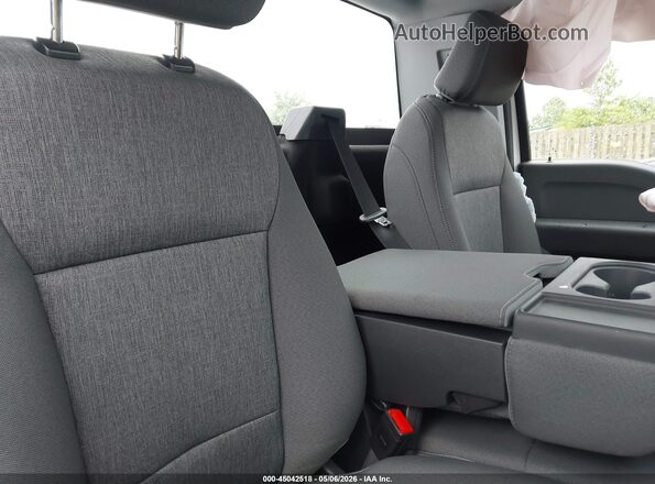 1FDBF2AAXTEC55817 2026 FORD F-250 White Vista de la etiqueta del VIN