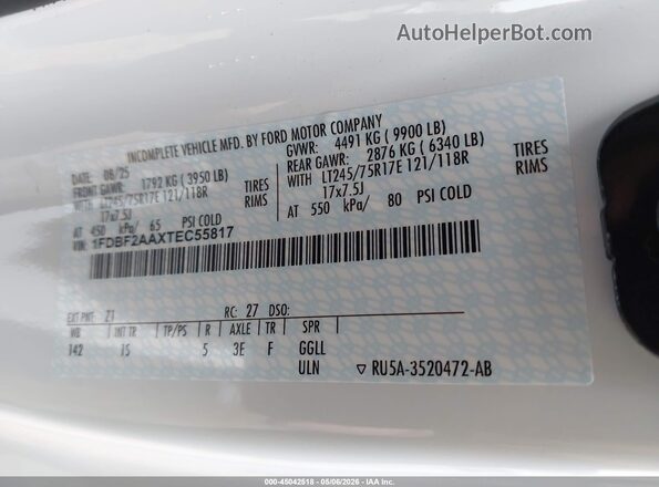 1FDBF2AAXTEC55817 2026 FORD F-250 White Vista del compartimento del motor