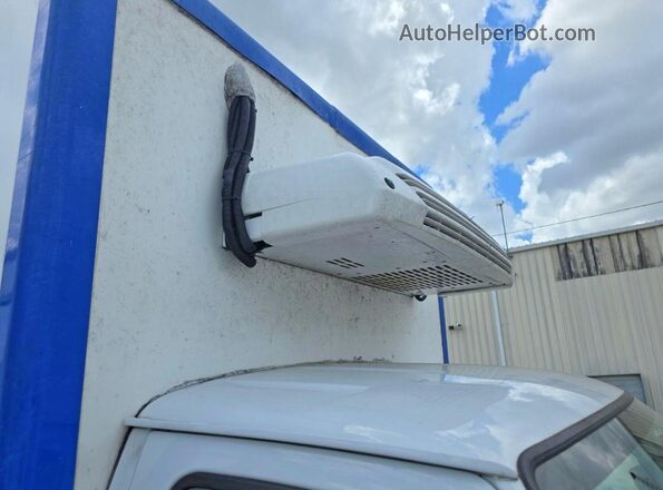 1FDWE3FK6PDD14711 2023 FORD ECONOLINE White 360 interior view