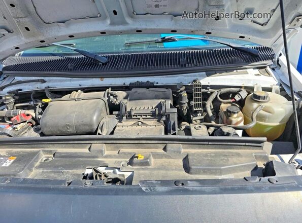 1FDWE3FK6PDD18824 2023 FORD ECONOLINE White Սալոնի դիմացի տեսք