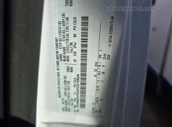 1FDWE3FK6PDD18824 2023 FORD ECONOLINE White Հետևի նստատեղերի տեսք