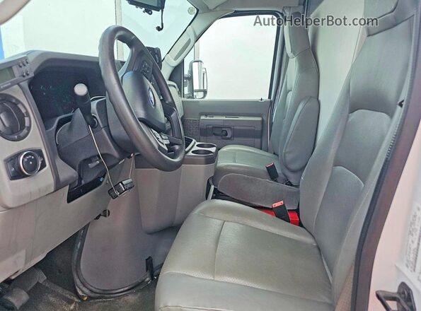 1FDWE3FK8PDD14726 2023 FORD ECONOLINE White Вид підкапотного простору