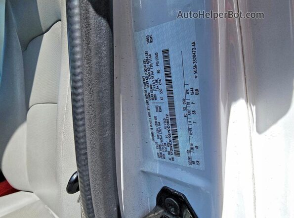 1FDWE3FK9PDD08532 2023 FORD ECONOLINE White Հետևի նստատեղերի տեսք