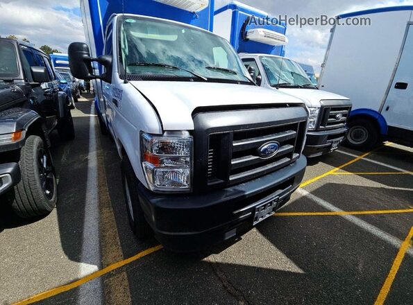 1FDWE3FK9PDD08532 2023 FORD ECONOLINE White VIN կոդի պիտակի տեսք
