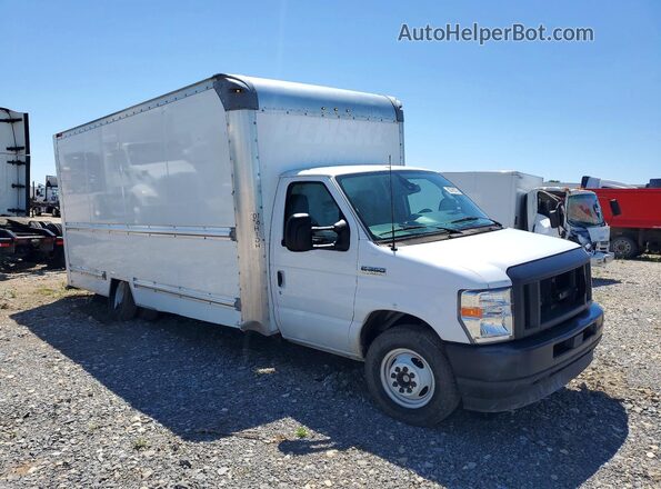 1FDWE3FN4PDD03443 2023 FORD ECONOLINE White Front right