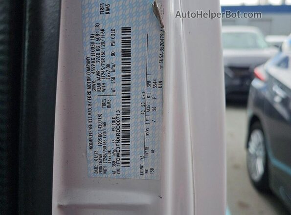 1FDWE3FNXRDD00713 2024 FORD ECONOLINE White Հետևի նստատեղերի տեսք