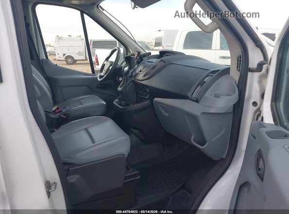 1FDZX2XM0HKB22456 2017 FORD TRANSIT-350 White Вид салону спереду